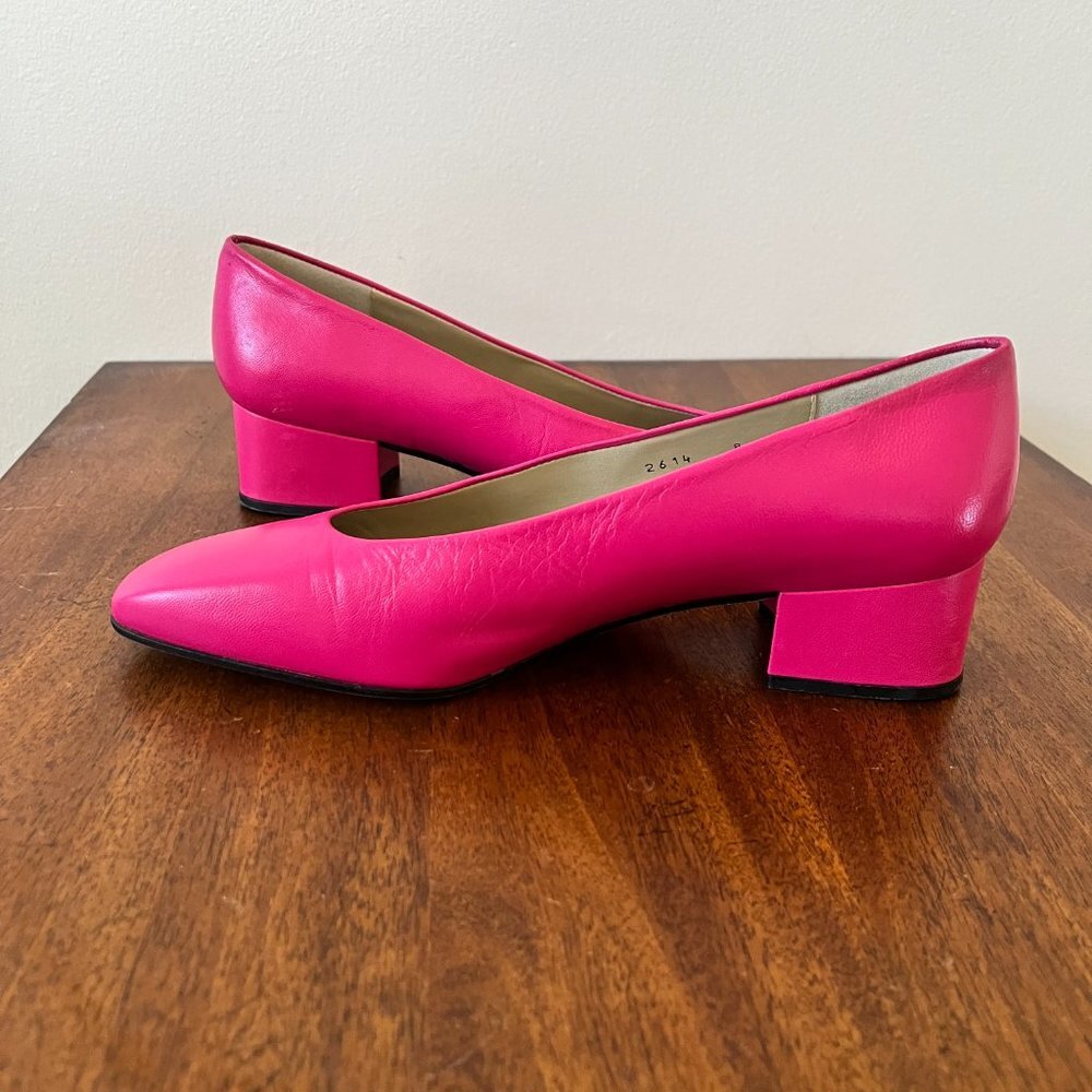 Liz Claiborne Pink Leather Heels - Picture 2 of 13